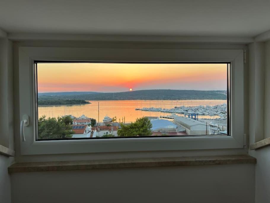 Panorama Penthouse ปูนัต ภายนอก รูปภาพ