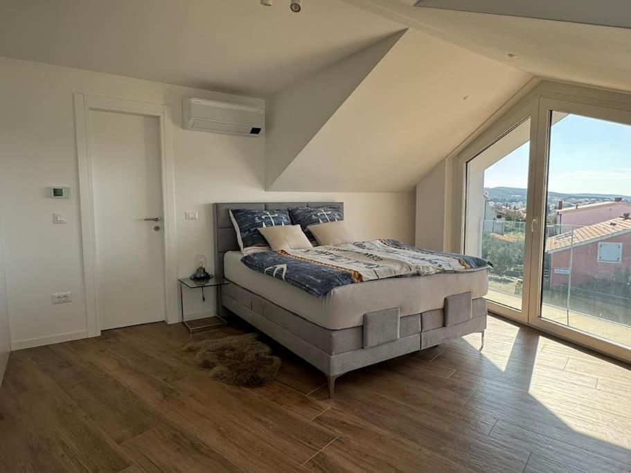 Panorama Penthouse ปูนัต ภายนอก รูปภาพ